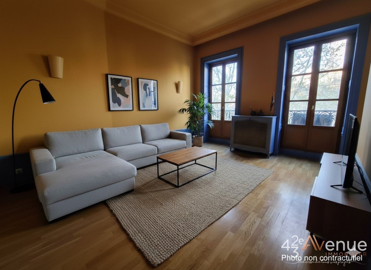 Appartement - ST ETIENNE CENTRE VILLE - 138.29 m2 - 199 000 €