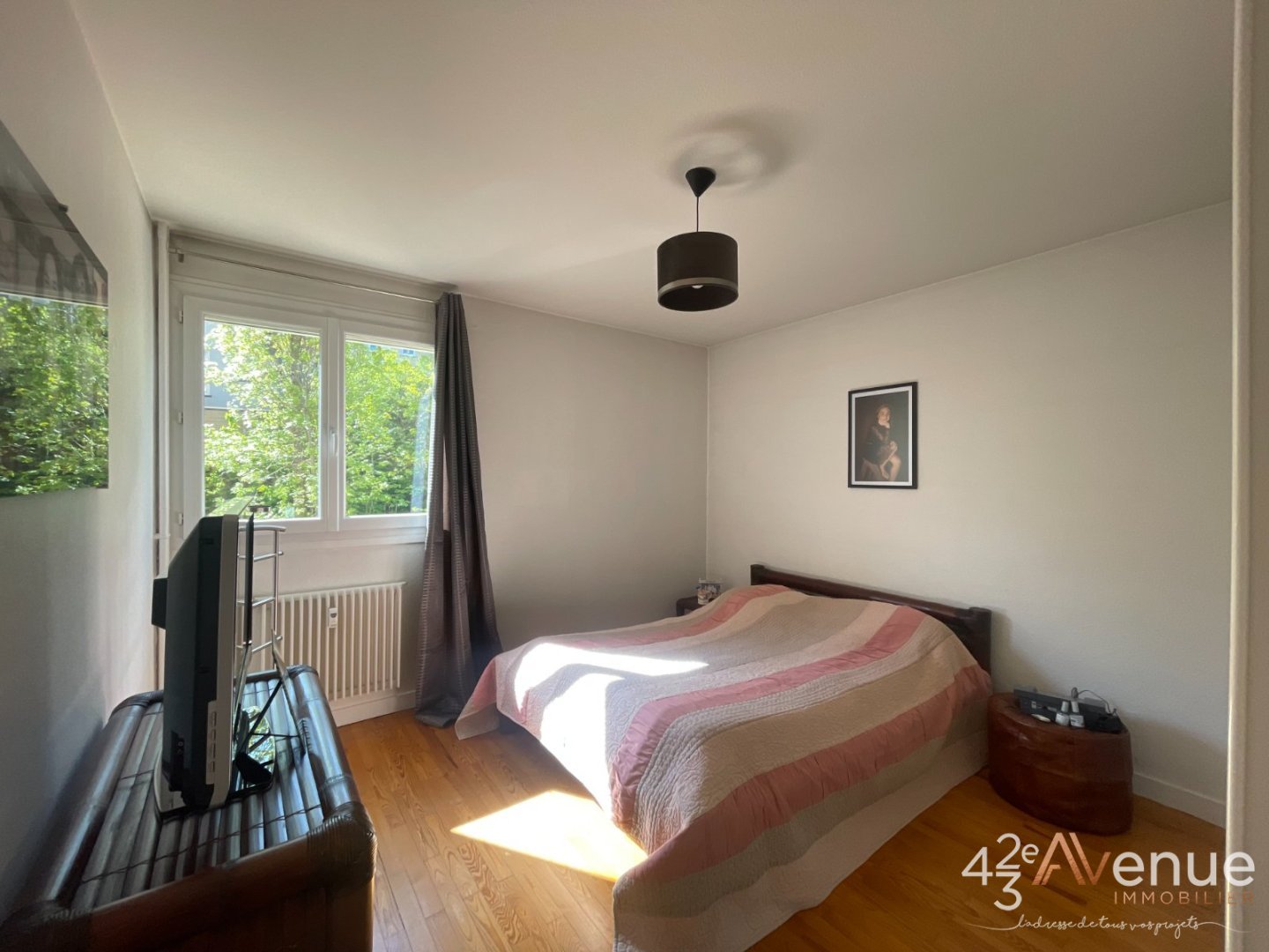 APPARTEMENT T4 A VENDRE - ST ETIENNE CHATEAUCREUX - 94.77 m2 - 105000€