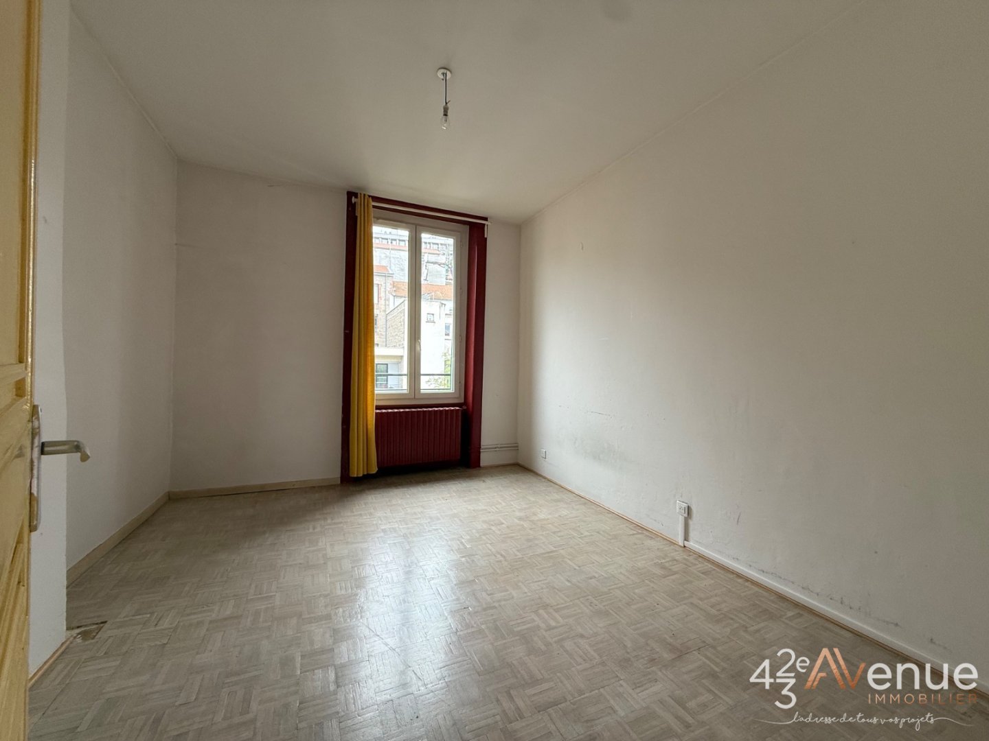 Appartement type 4 secteur  Chateaucreux A VENDRE - ST ETIENNE CHATEAUCREUX - 96 m2 - 105�000�&euro;