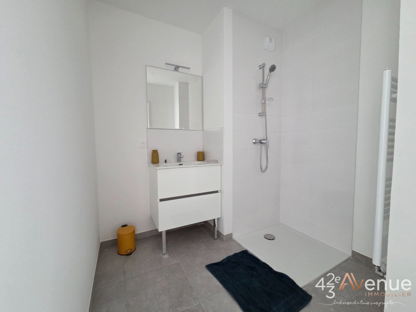 APPARTEMENT T4 A VENDRE - ST ETIENNE CHATEAUCREUX - 91.55 m2 - 320 000 &euro;