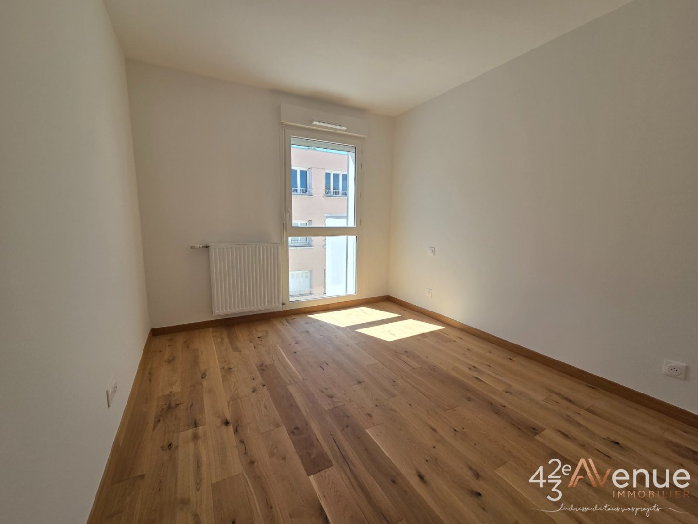 APPARTEMENT T4 A VENDRE - ST ETIENNE CHATEAUCREUX - 79.93 m2 - 272 000 &euro;