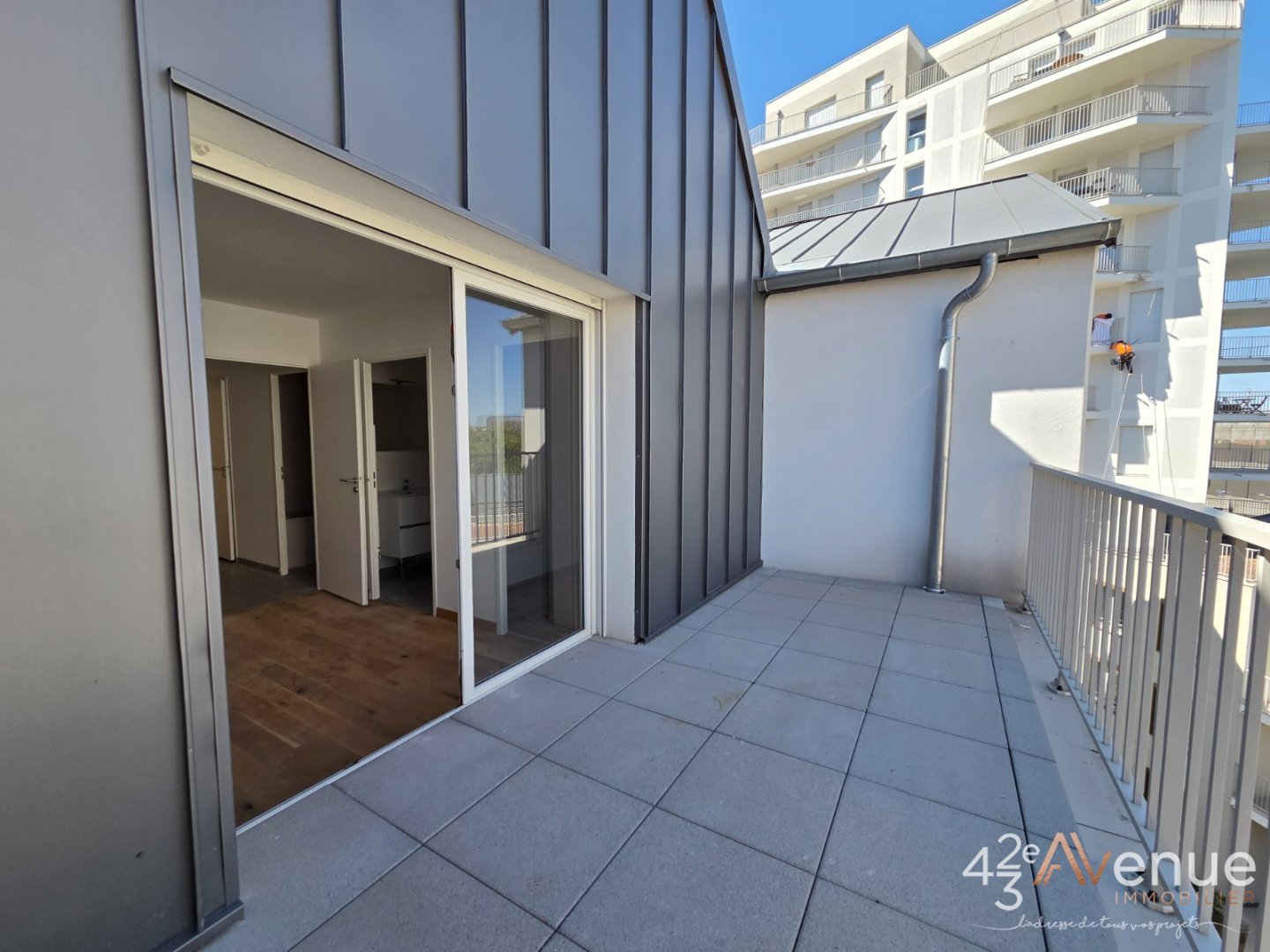 APPARTEMENT T4 A VENDRE - ST ETIENNE CHATEAUCREUX - 79.93 m2 - 272 000 &euro;
