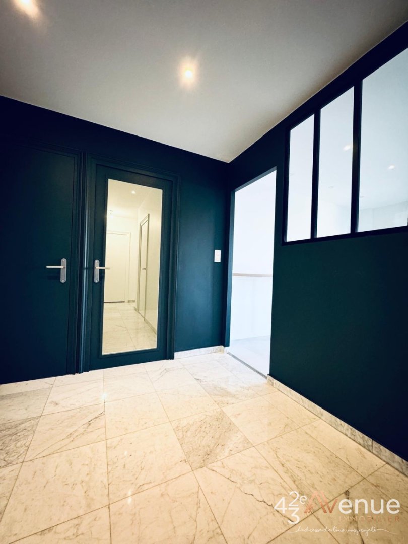 F4 de 97,54 m2 + 2 Balcons - ST ETIENNE Chavanelle Fauriel - 97.54 m2 - 155 000 €