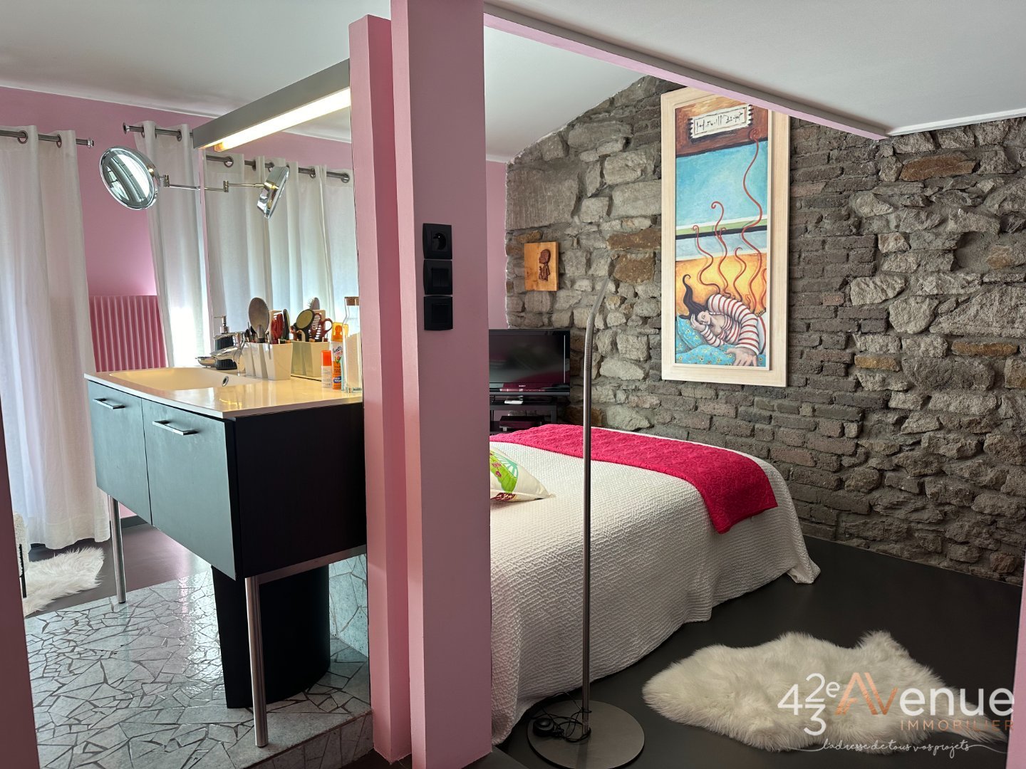 APPARTEMENT T4 A VENDRE - ST ETIENNE COLLINE DES PERES - 113.31 m2 - 179000€