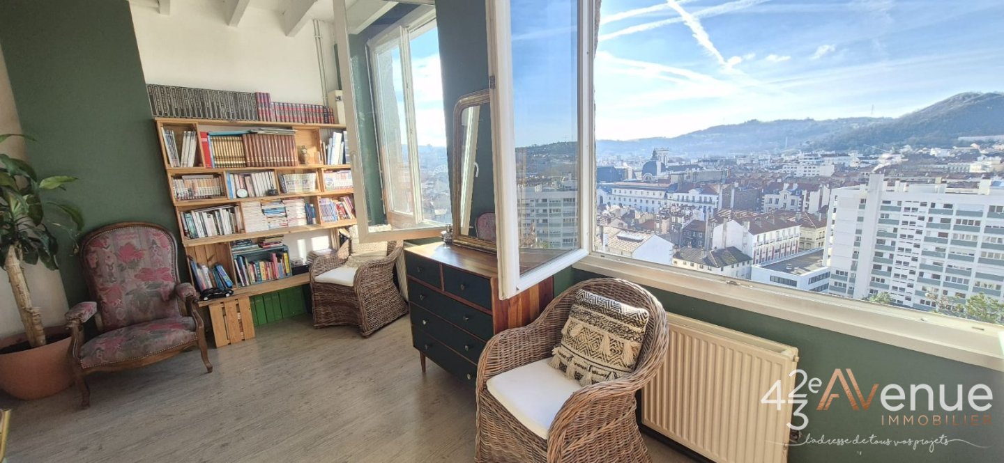 APPARTEMENT T4 A VENDRE - ST ETIENNE Crt de roch - 123 m2 - 159900€