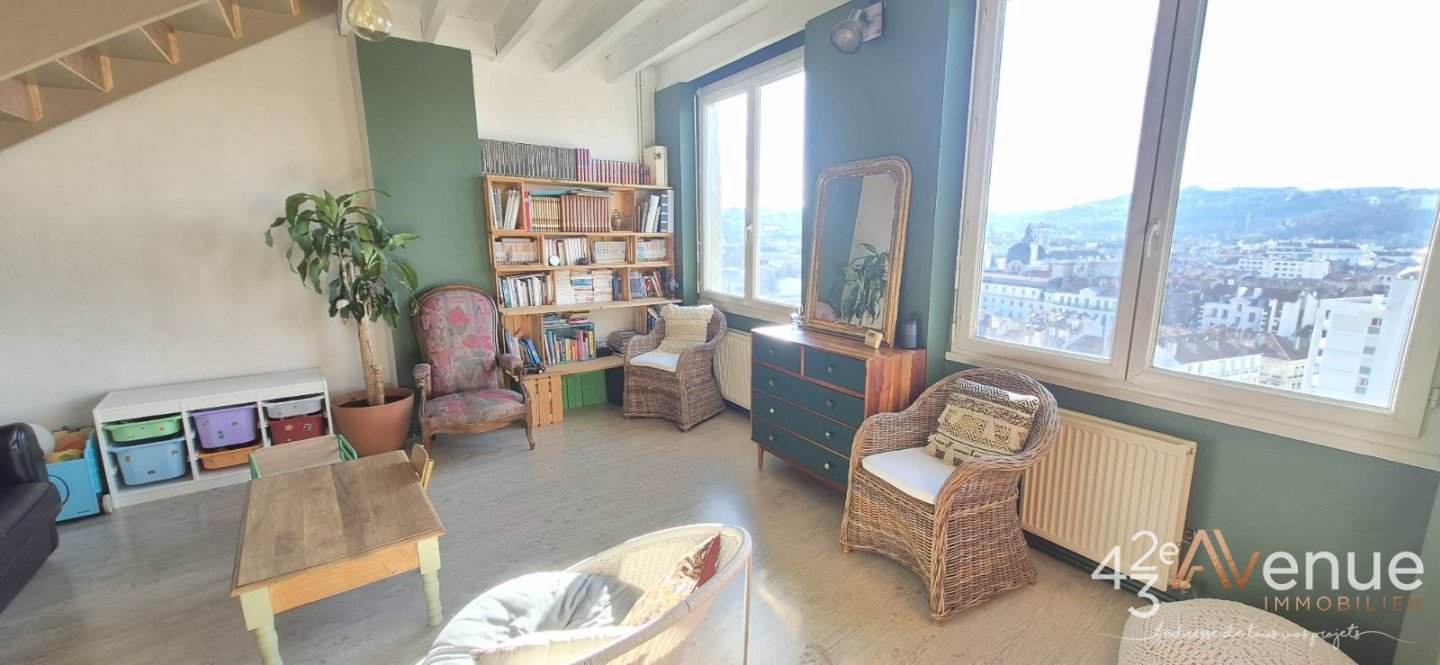 APPARTEMENT T4 A VENDRE - ST ETIENNE Crt de roch - 123 m2 - 159900€