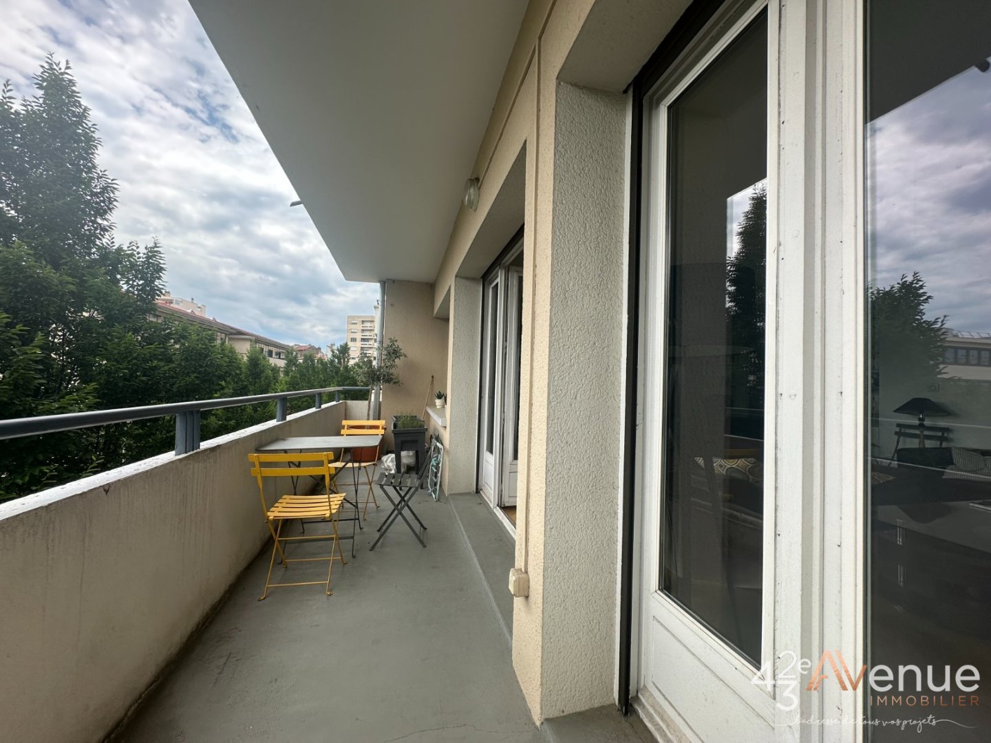 APPARTEMENT T4 - ST ETIENNE entre les écoles Fauriel et Mimard - 106.62 m2 - VENDU