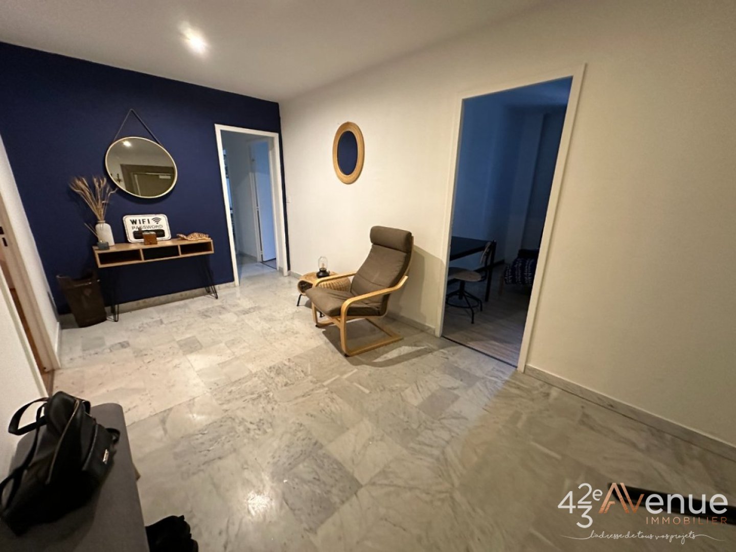 Appartement 87,44M place de parking - ST ETIENNE FACULTE   CENTRE DEUX - 87.7 m2 - 135000€