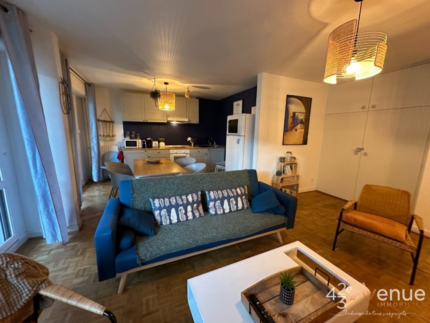 Appartement 87,44M place de parking - ST ETIENNE FACULTE   CENTRE DEUX - 87.7 m2 - 135000€