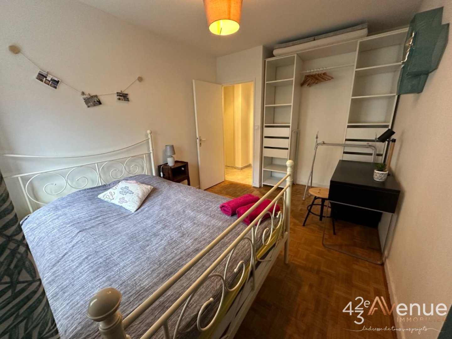 Appartement 87,44M place de parking - ST ETIENNE FACULTE   CENTRE DEUX - 87.7 m2 - 135000€