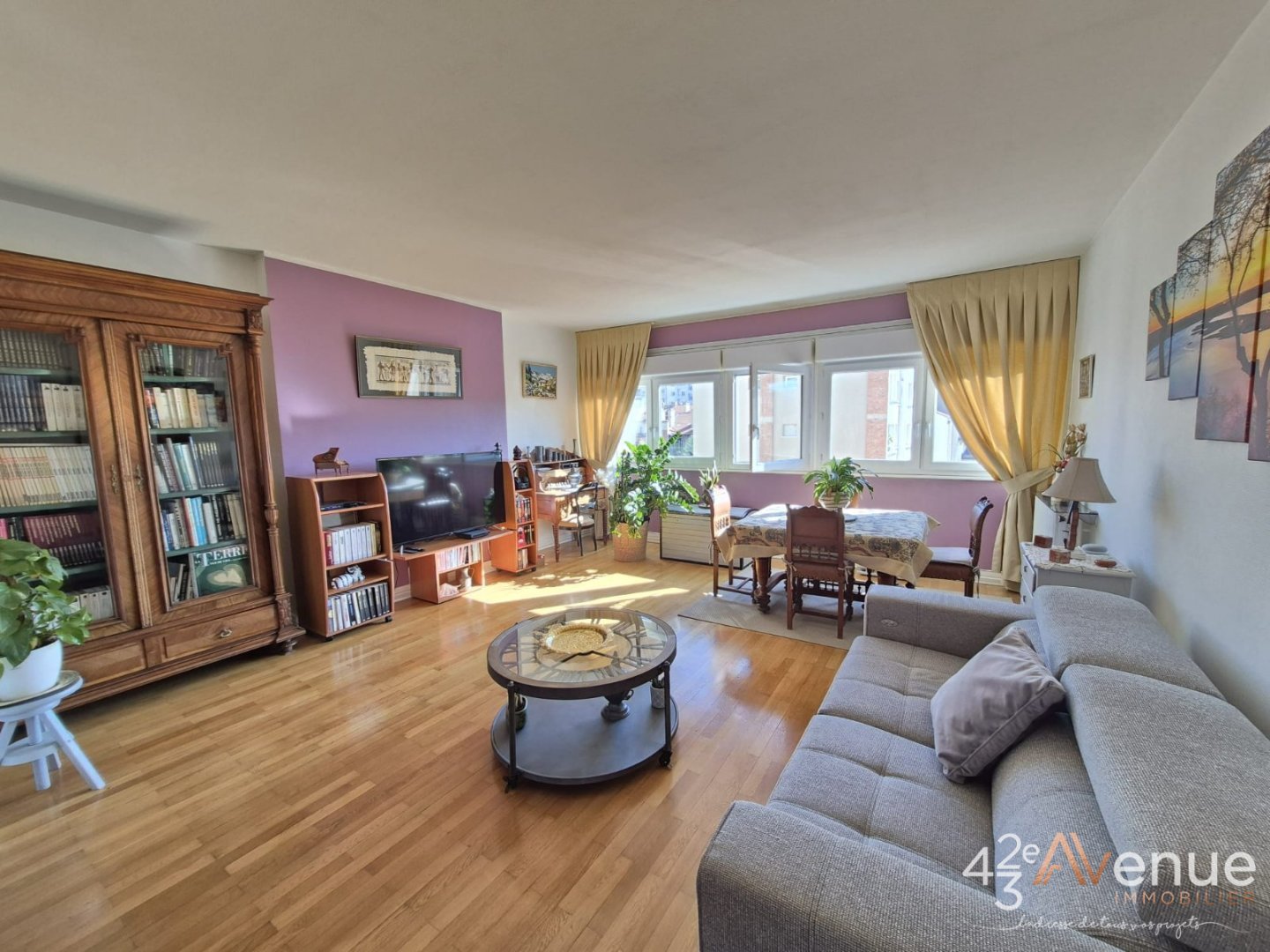 APPARTEMENT T4 A VENDRE - ST ETIENNE FACULTE   CENTRE DEUX - 103 m2 - 130000€