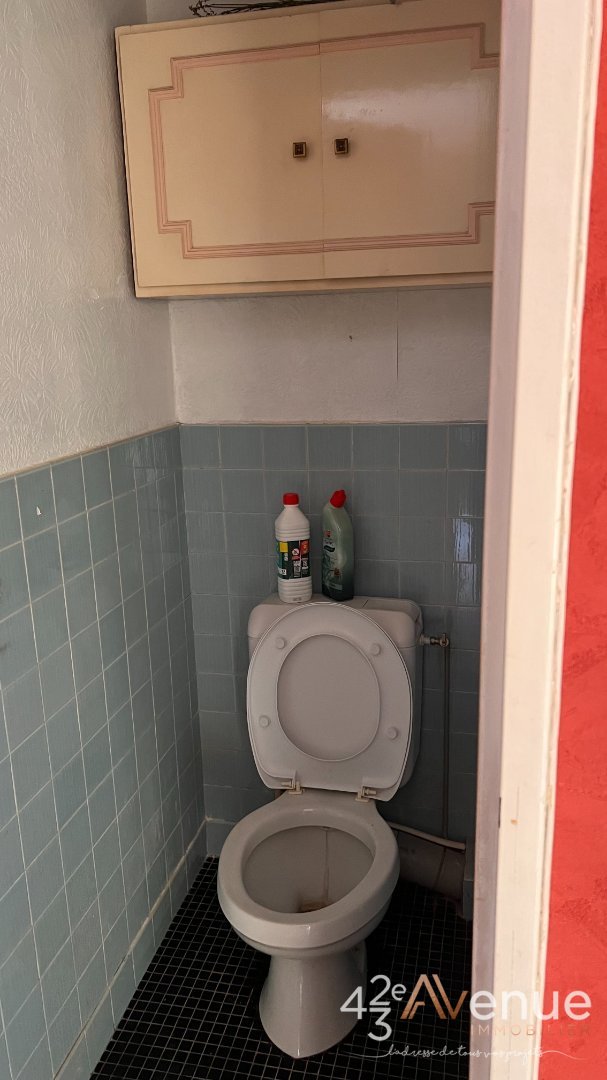 APPARTEMENT T4 A VENDRE - ST ETIENNE FACULTE   CENTRE DEUX - 80 m2 - 99�000�&euro;