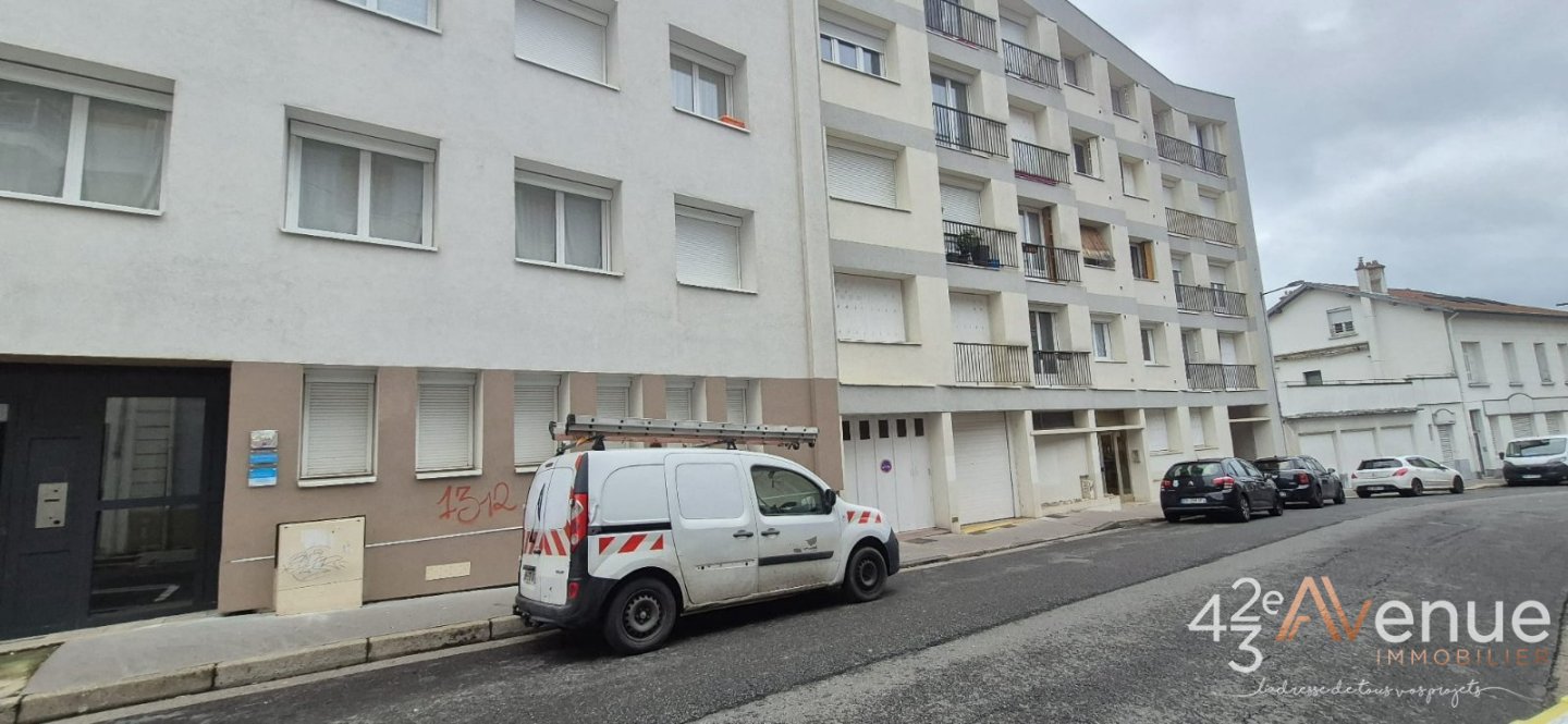 APPARTEMENT T4 A VENDRE - ST ETIENNE Facult� - 80.35 m2 - 5�000�&euro;