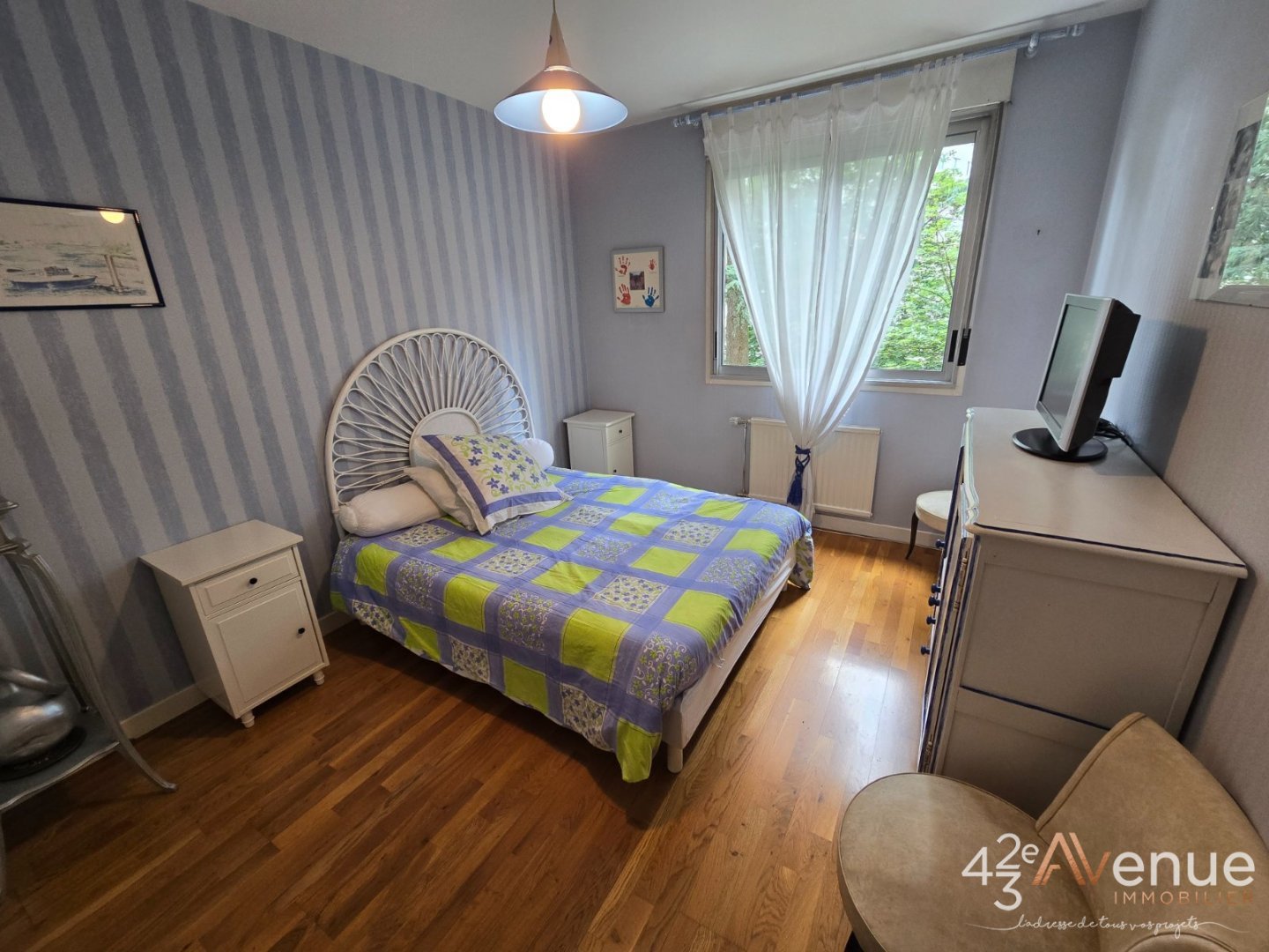 APPARTEMENT T4 A VENDRE - ST ETIENNE FAURIEL - 118 m2 - 262500€