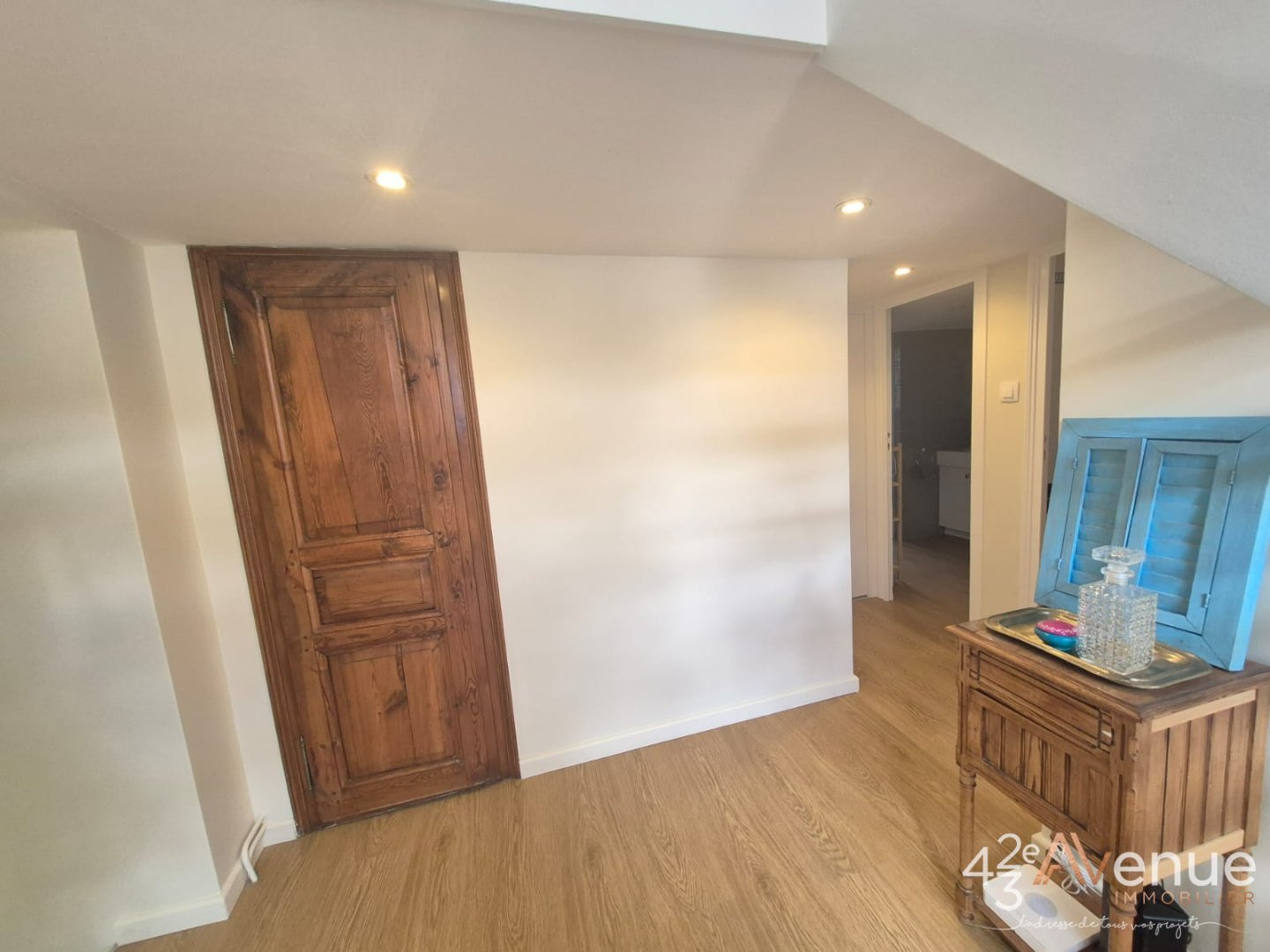 APPARTEMENT T4 A VENDRE - ST ETIENNE FAURIEL - 118.5 m2 - 220 000 €