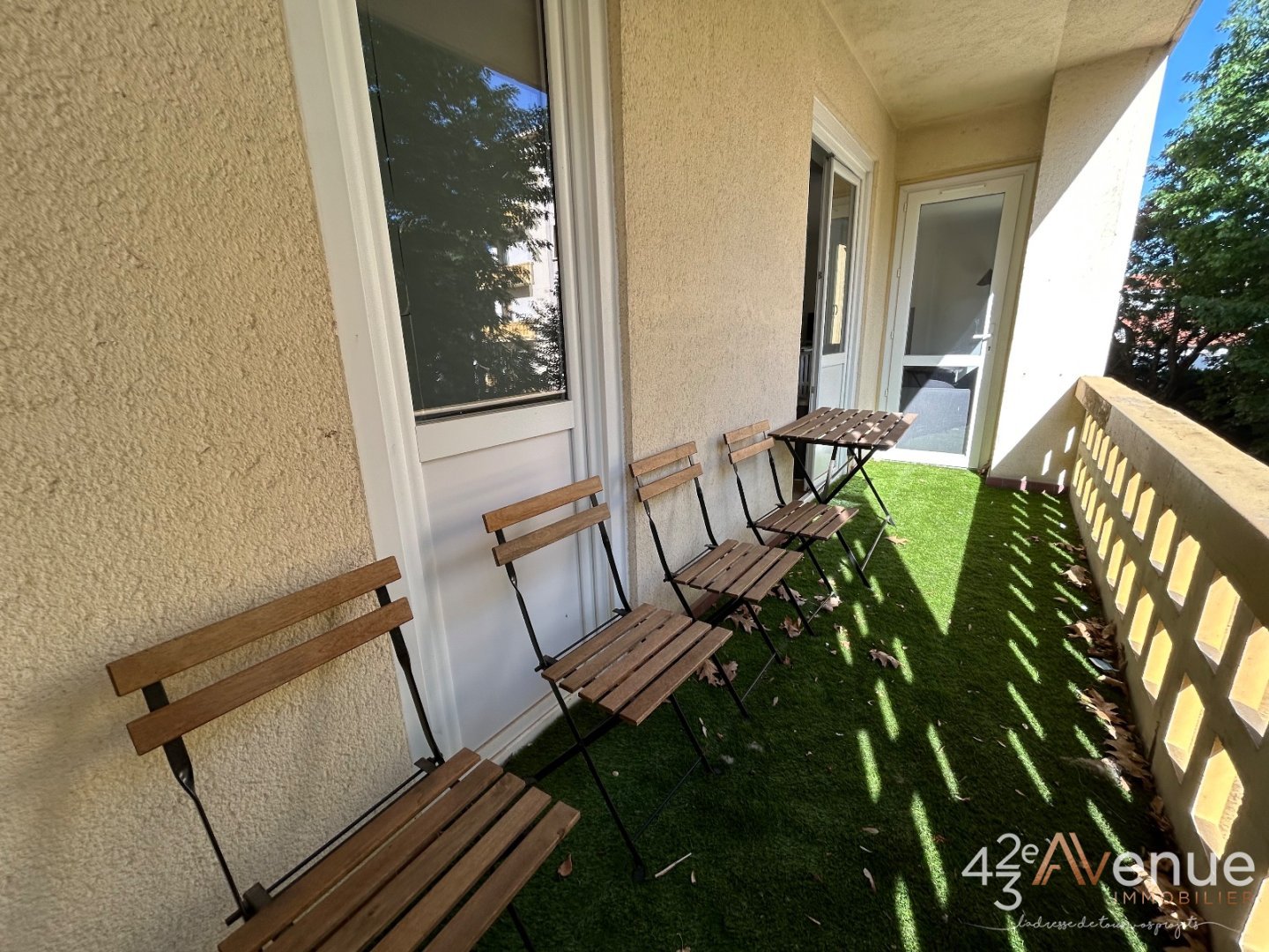 APPARTEMENT T4 A VENDRE - ST ETIENNE FAURIEL - 70 m2 - 135000€