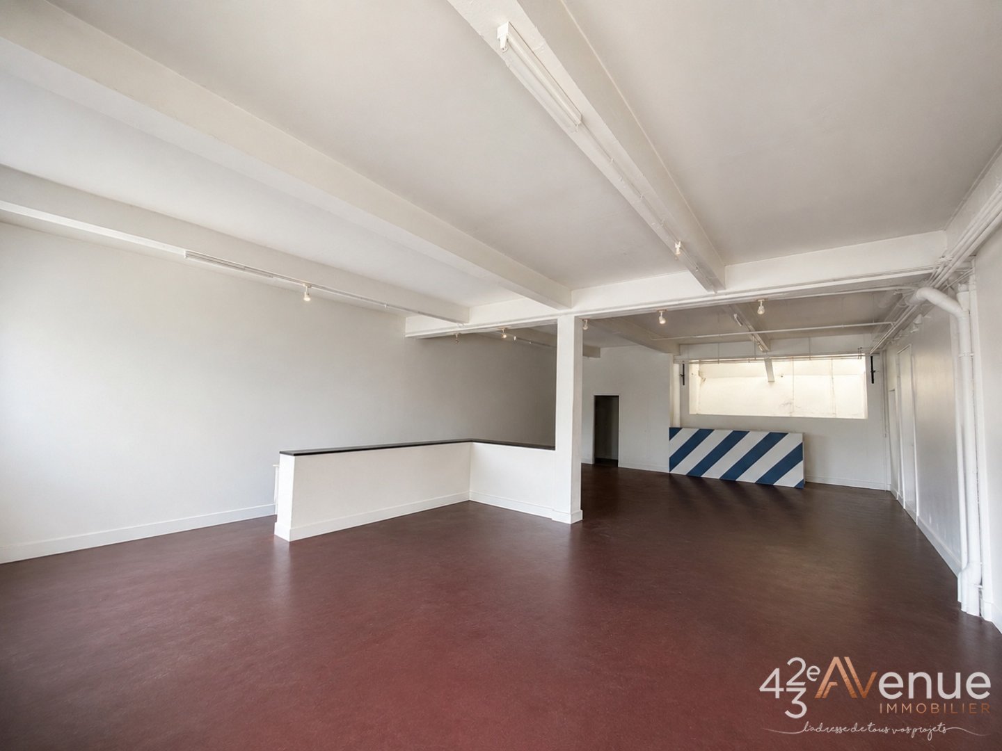 APPARTEMENT T4 A VENDRE - ST ETIENNE FAURIEL - 139 m2 - 135 000 &euro;