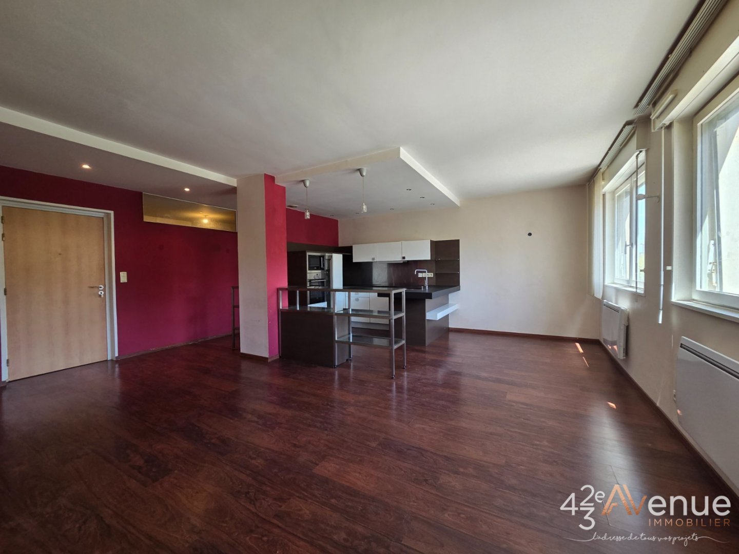 APPARTEMENT T4 A VENDRE - ST ETIENNE FOURNEYRON - 100.31 m2 - 165 000 &euro;