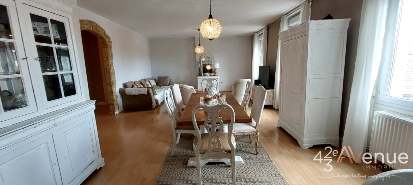 T4 Proximit place Jacquard - ST ETIENNE JACQUARD - 127 m2 - 109000€