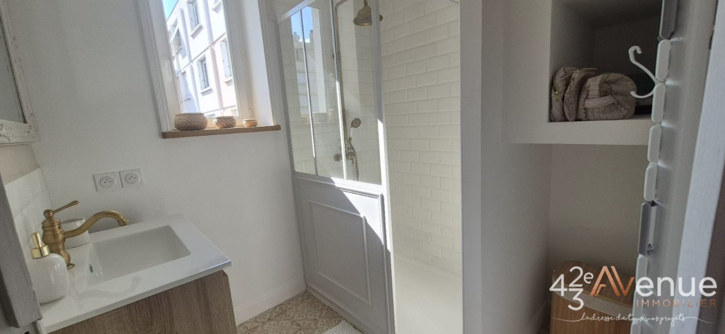 APPARTEMENT T4 A VENDRE - ST ETIENNE JACQUARD - 90 m2 - 149 900 &euro;