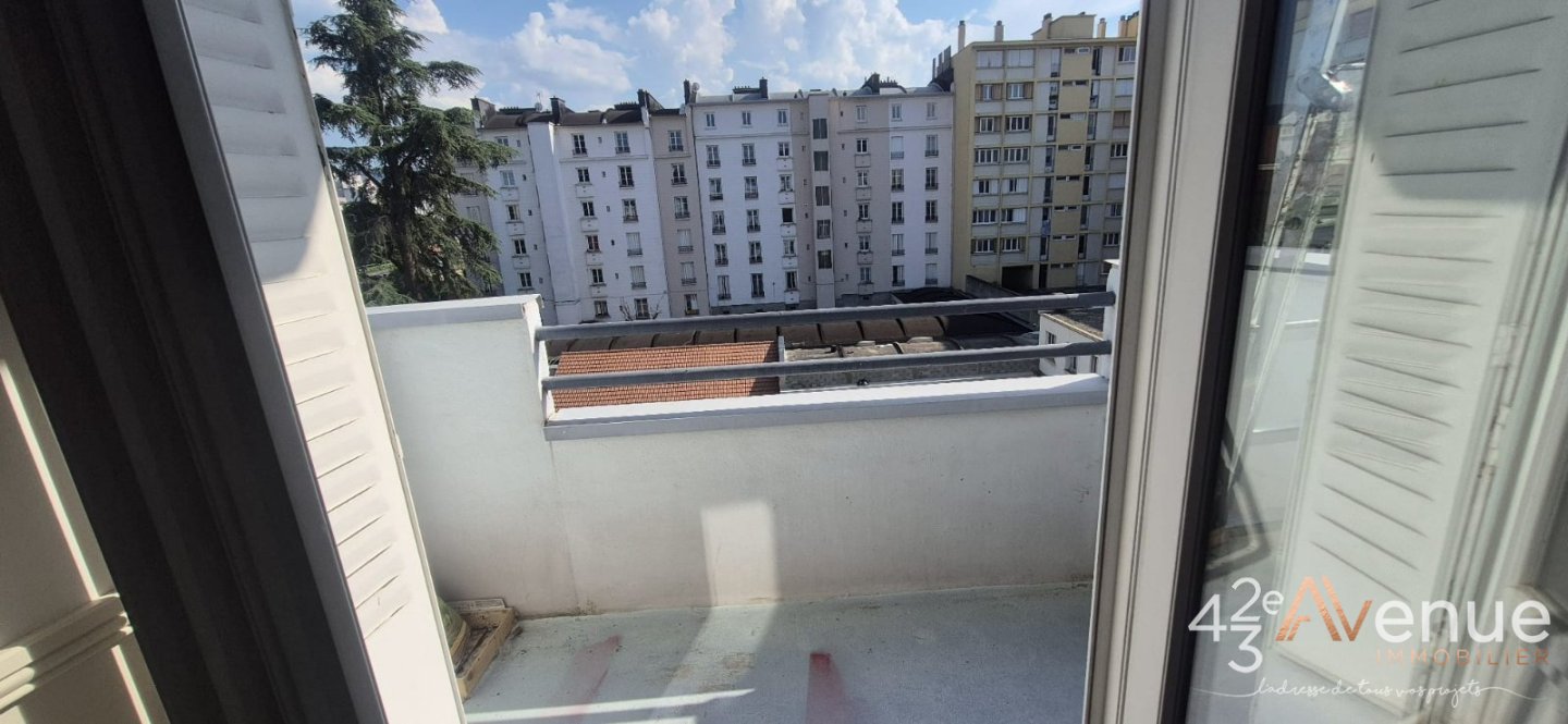 APPARTEMENT T4 A VENDRE - ST ETIENNE JACQUARD - 90 m2 - 149 900 &euro;