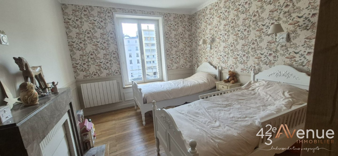 APPARTEMENT T4 A VENDRE - ST ETIENNE JACQUARD - 90 m2 - 149 900 &euro;