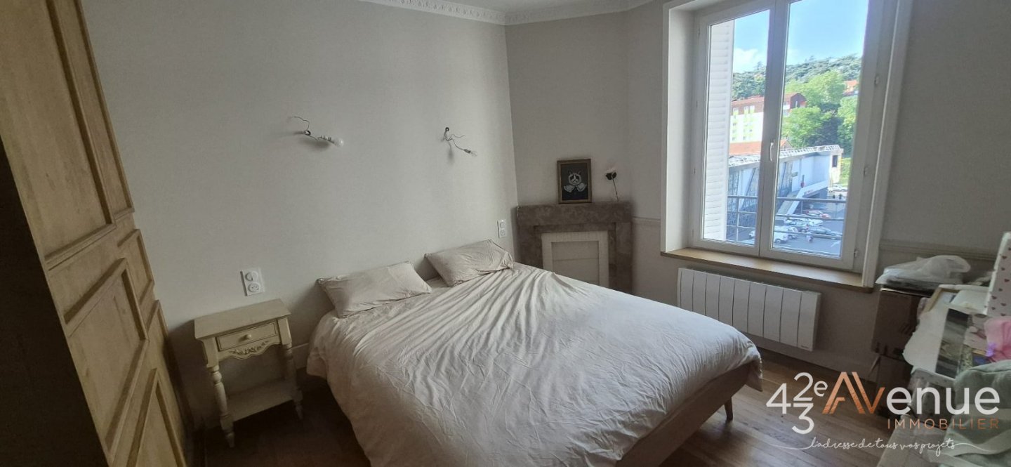 APPARTEMENT T4 A VENDRE - ST ETIENNE JACQUARD - 90 m2 - 149 900 &euro;