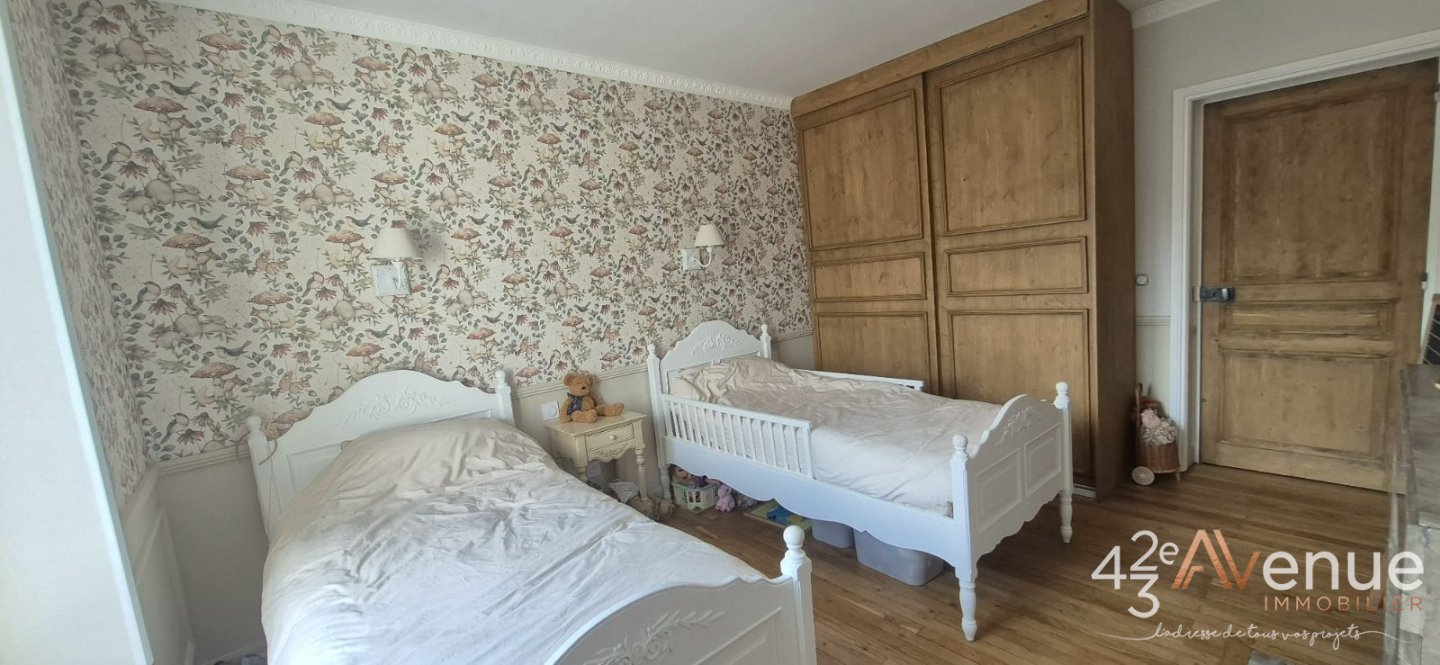 APPARTEMENT T4 A VENDRE - ST ETIENNE JACQUARD - 90 m2 - 149 900 &euro;