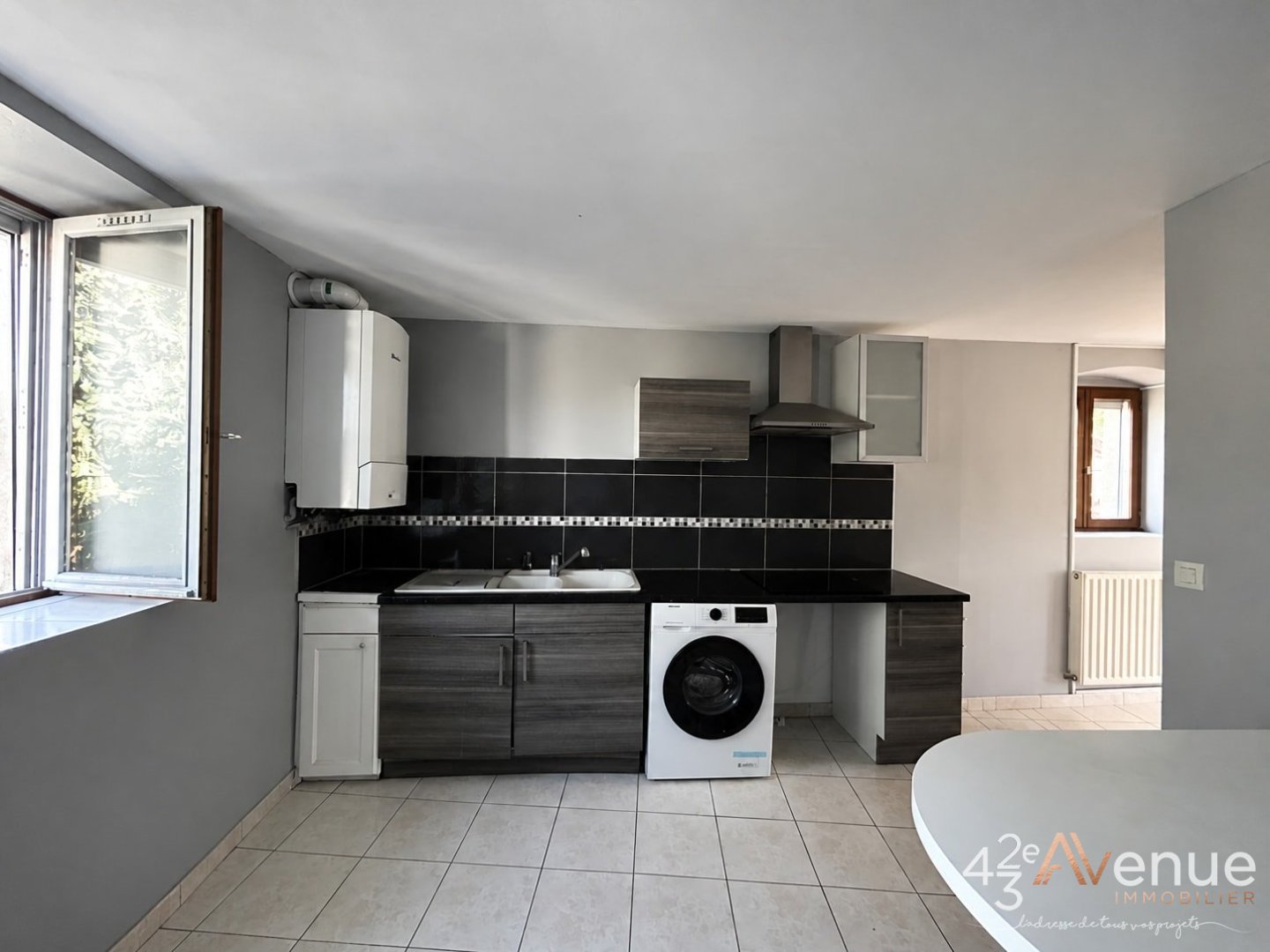 APPARTEMENT T4 A VENDRE - ST ETIENNE JACQUARD - 82.61 m2 - 97 000 &euro;