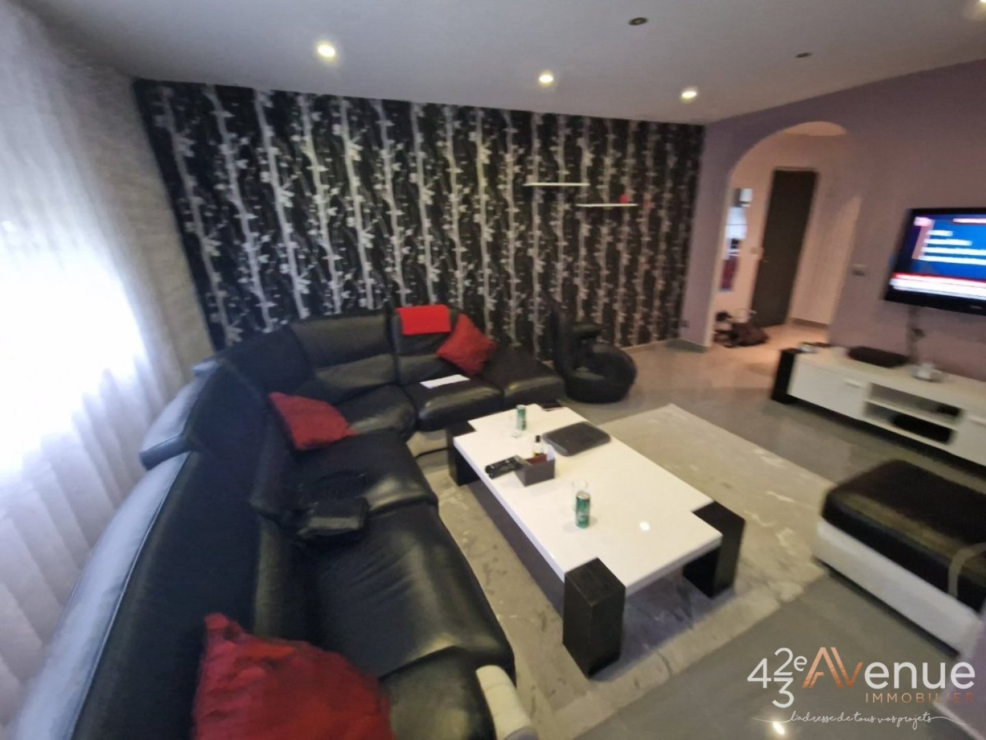 APPARTEMENT T4 A VENDRE - ST ETIENNE LA METARE - 92 m2 - 99000€