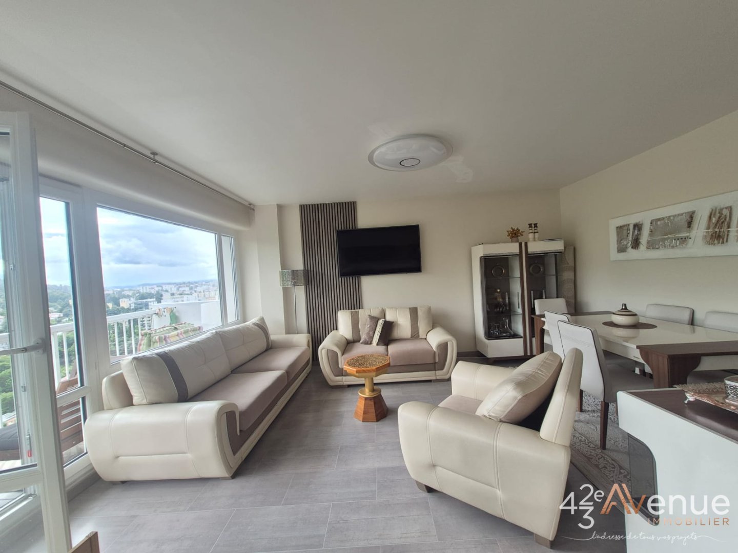 Appartement 79,5m, F4, Balcon