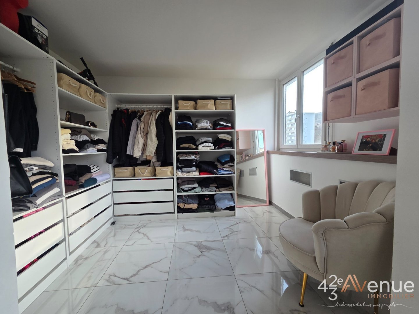 APPARTEMENT T4 A VENDRE - ST ETIENNE LA METARE - 73.16 m2 - 88�000�&euro;