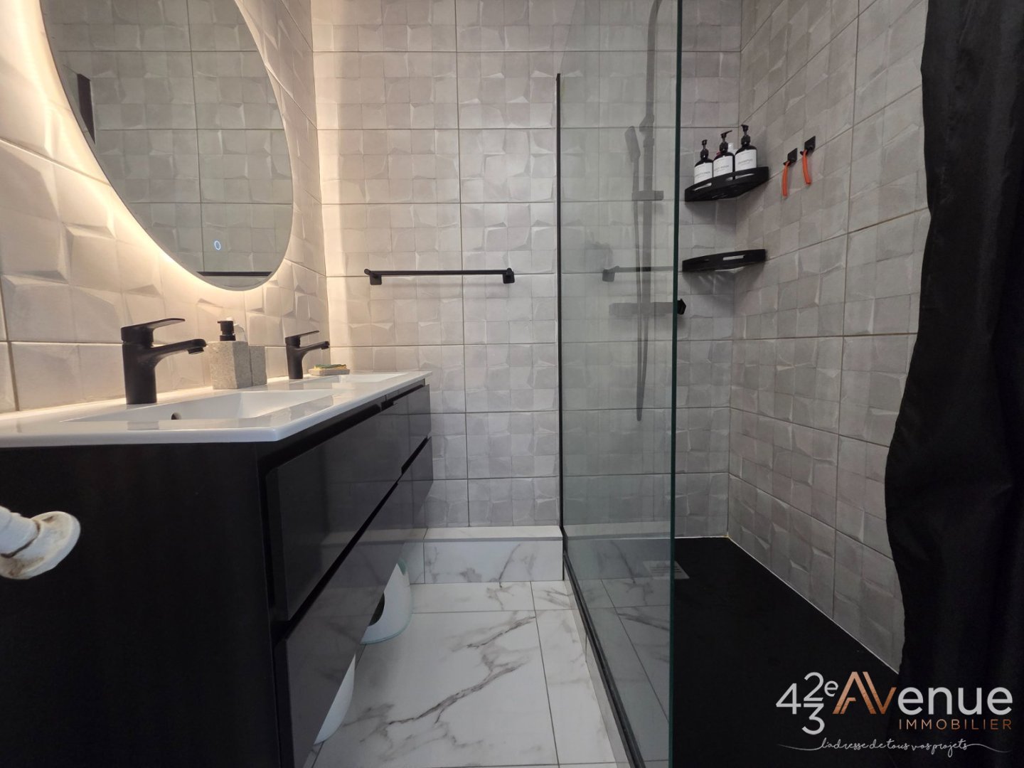 APPARTEMENT T4 A VENDRE - ST ETIENNE LA METARE - 73.16 m2 - 88�000�&euro;