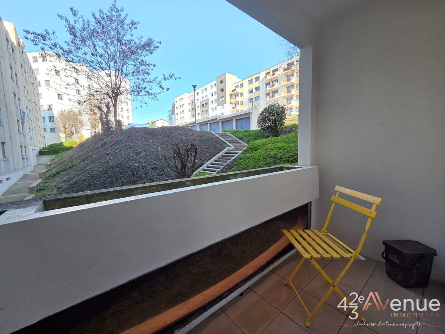 APPARTEMENT T4 A VENDRE - ST ETIENNE MONTAUD - 79 m2 - 90�000�&euro;