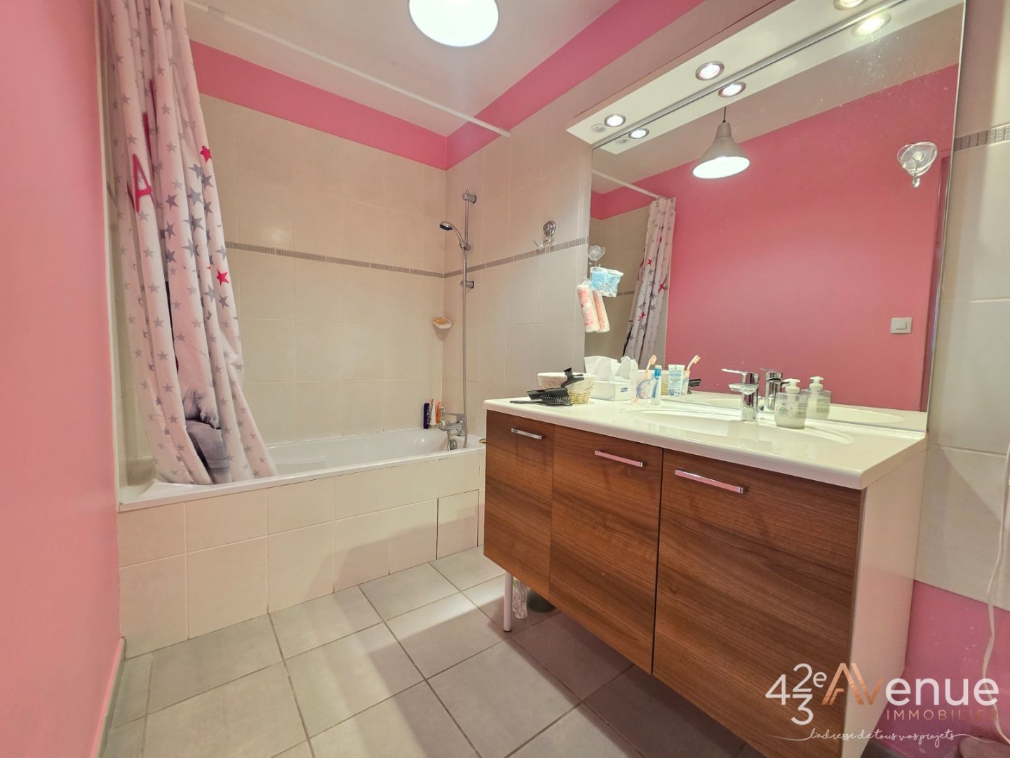 APPARTEMENT T4 A VENDRE - ST ETIENNE MONTAUD - 79 m2 - 90�000�&euro;