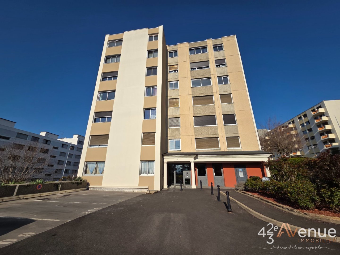 APPARTEMENT T4 A VENDRE - ST ETIENNE MONTAUD - 79 m2 - 90�000�&euro;