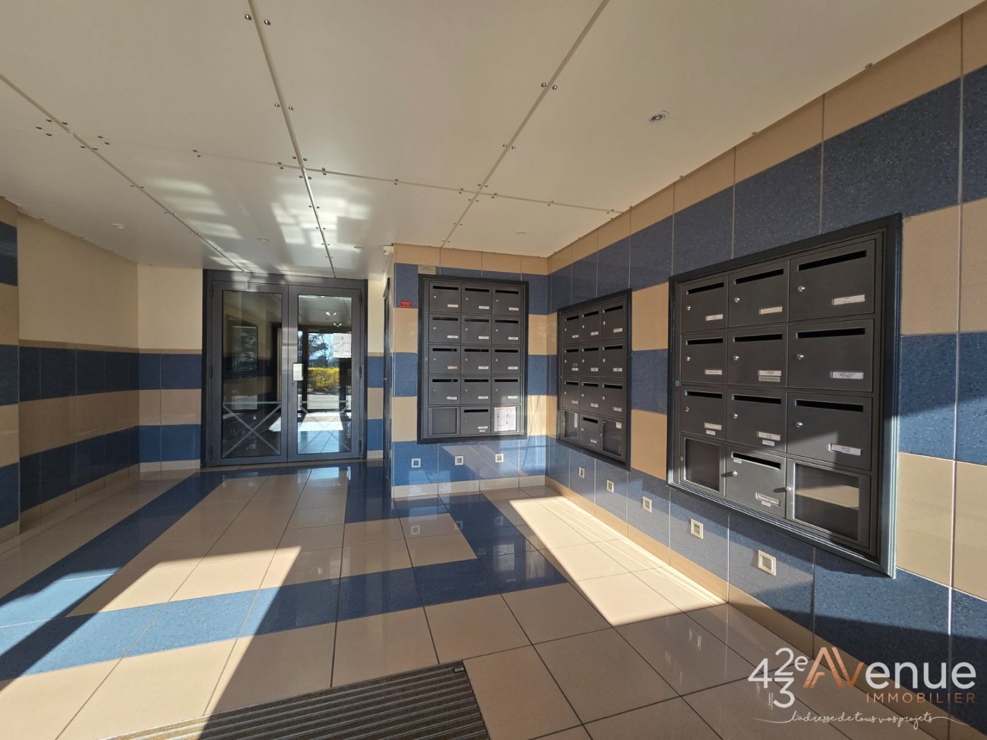 APPARTEMENT T4 A VENDRE - ST ETIENNE MONTAUD - 79 m2 - 90�000�&euro;