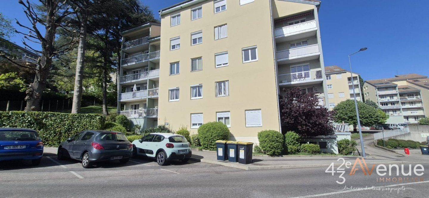 APPARTEMENT T4 A VENDRE - ST ETIENNE MONTAUD - 80 m2 - 139 000 &euro;