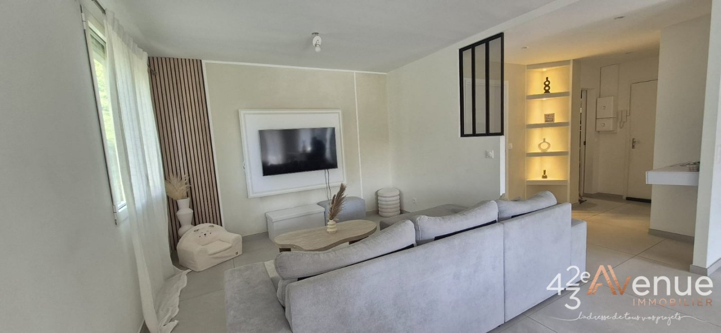 APPARTEMENT T4 A VENDRE - ST ETIENNE MONTAUD - 80 m2 - 139 000 &euro;