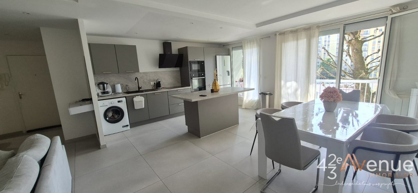 APPARTEMENT T4 A VENDRE - ST ETIENNE MONTAUD - 80 m2 - 139 000 &euro;
