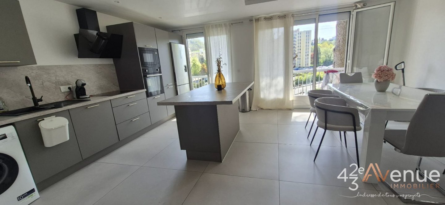 APPARTEMENT T4 A VENDRE - ST ETIENNE MONTAUD - 80 m2 - 139 000 &euro;