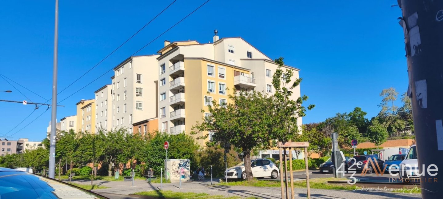 APPARTEMENT T4 A VENDRE - ST ETIENNE MONTAUD - 83.6 m2 - 89 500 &euro;