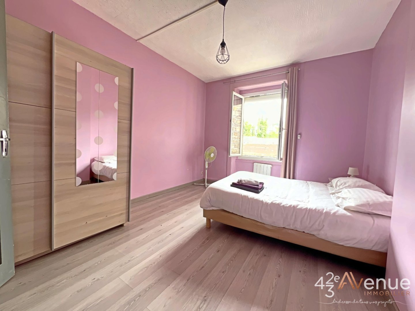 APPARTEMENT T4 A VENDRE - ST ETIENNE MONTHIEU - 96.81 m2 - 95000€