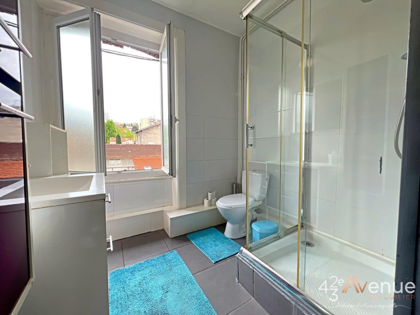 APPARTEMENT T4 A VENDRE - ST ETIENNE MONTHIEU - 96.81 m2 - 95000€