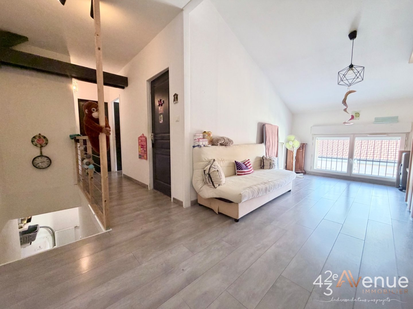 APPARTEMENT T4 A VENDRE - ST ETIENNE Secteur Croix Mission - 90.11 m2 - 115 000 &euro;