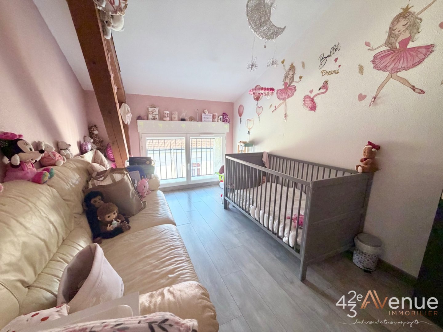 APPARTEMENT T4 A VENDRE - ST ETIENNE Secteur Croix Mission - 90.11 m2 - 115 000 &euro;