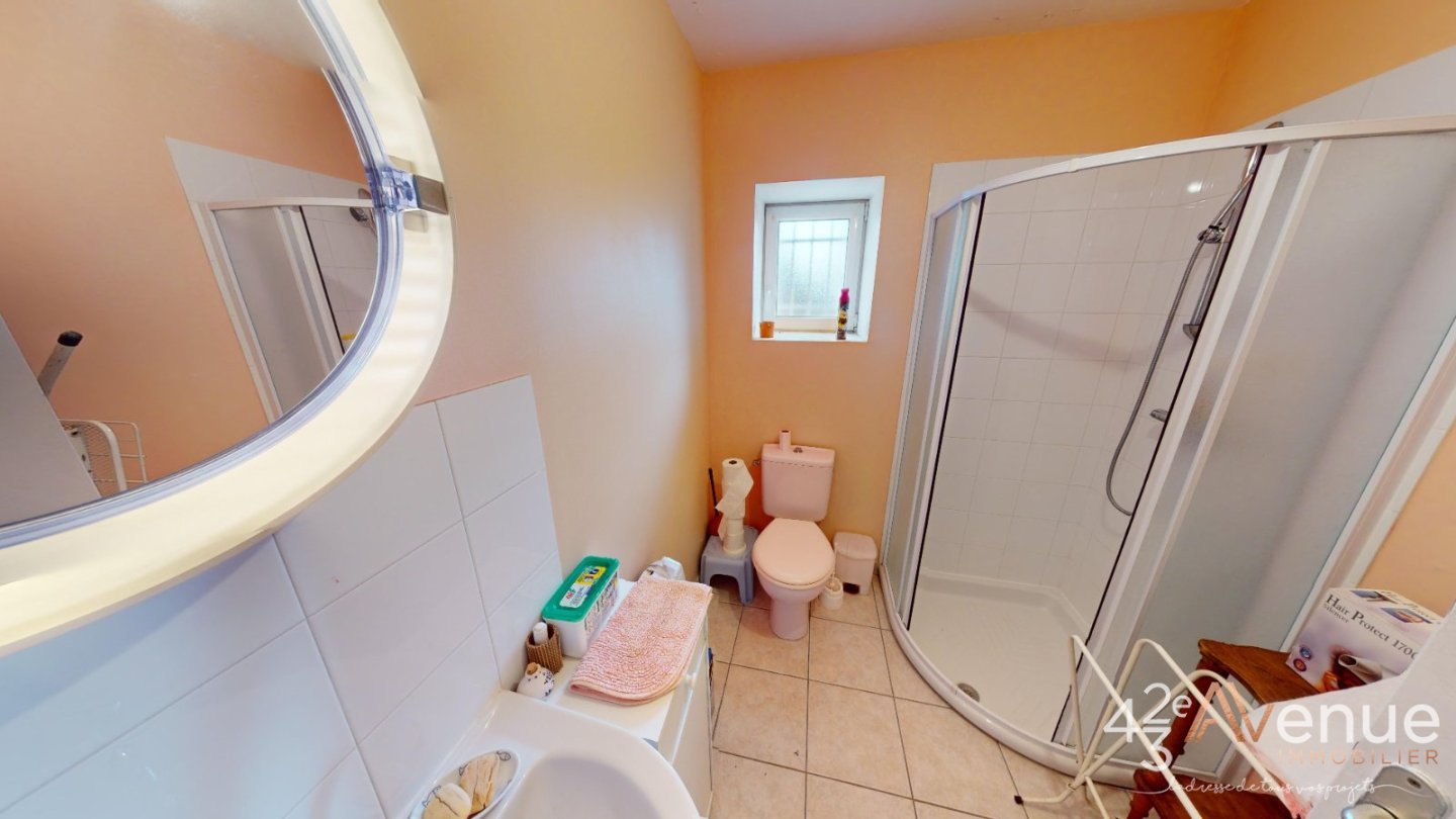 Appartement rez de jardin A VENDRE - STE SIGOLENE - 100 m2 - 99000€