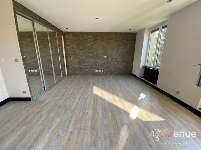 APPARTEMENT T5 A LOUER - LA FOUILLOUSE HYPER CENTRE - 93.37 m2 - 834 &euro; charges comprises par mois