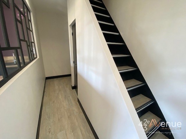 APPARTEMENT T5 A LOUER - LA FOUILLOUSE HYPER CENTRE - 93.37 m2 - 834 &euro; charges comprises par mois