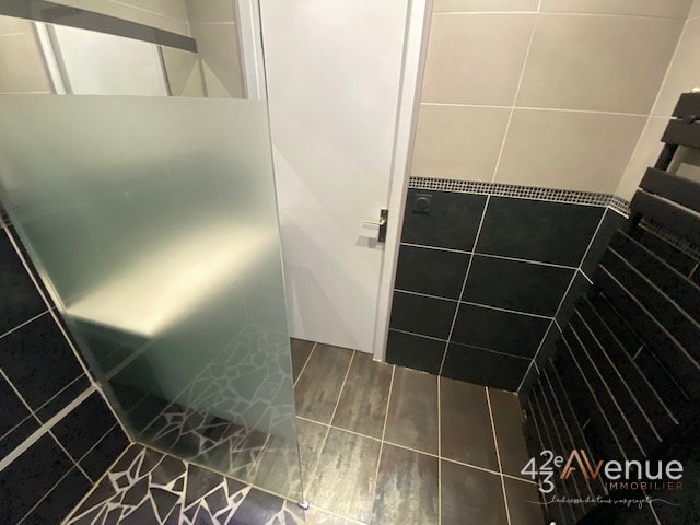 APPARTEMENT T5 A LOUER - LA FOUILLOUSE HYPER CENTRE - 93.37 m2 - 834 &euro; charges comprises par mois